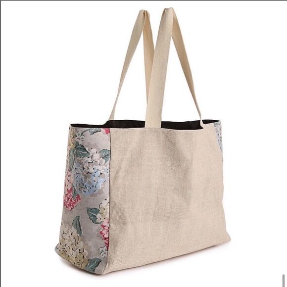 🎉1 hr sale 🎉Traveler bag - Picture 10 of 13